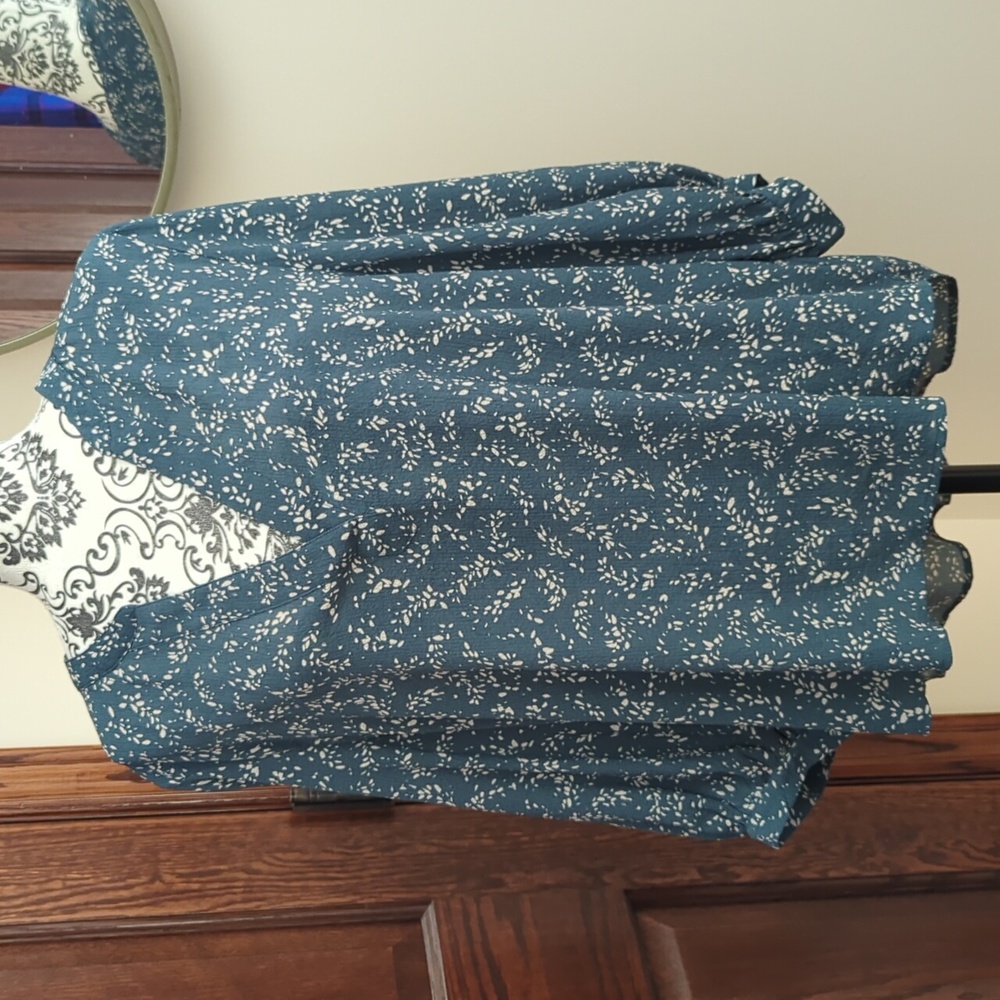 V neck plus size top